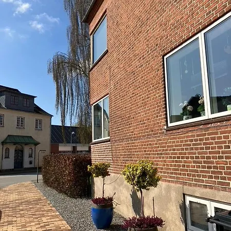 Apartment Bright And Spacious 3 Bedroom With Balcony Close To The Aabenraa