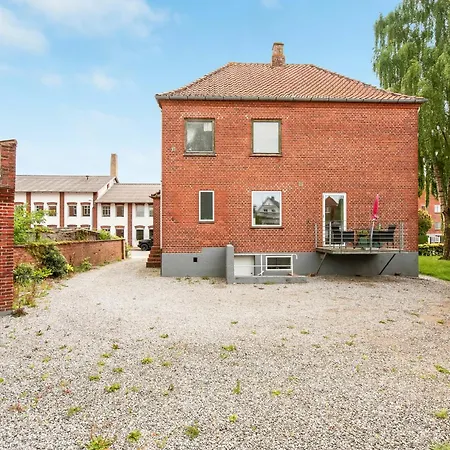 Bright And Spacious 3 Bedroom With Balcony Close To The Leilighet Aabenraa